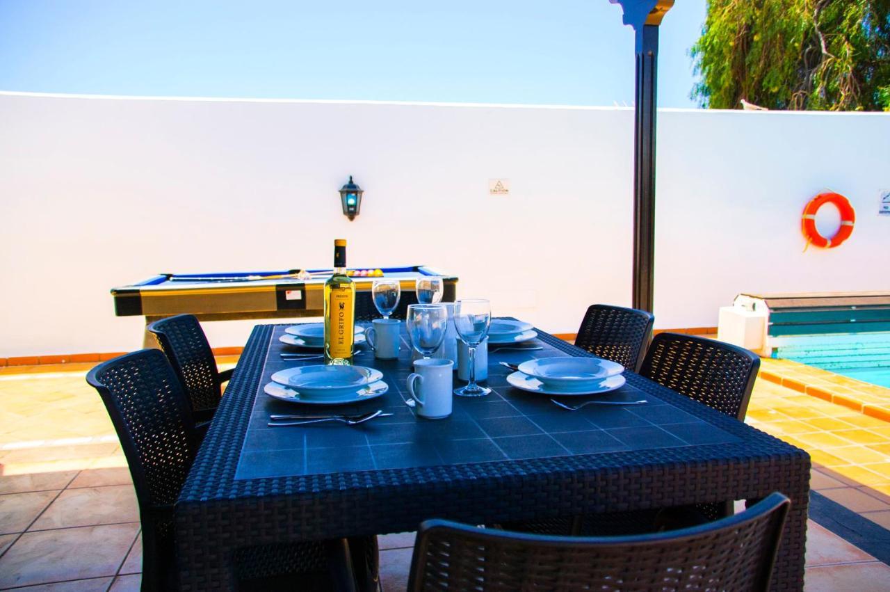Villa Conil With Heated Pool And Air Conditioning Playa Blanca  Buitenkant foto